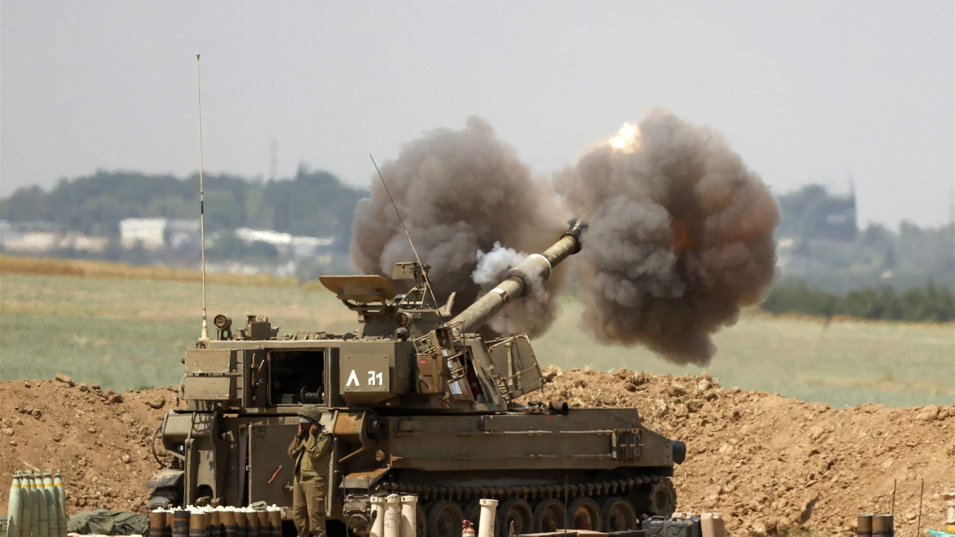 Israeli artillery targets orchards in Wazzani outskirts, National News Agency reports