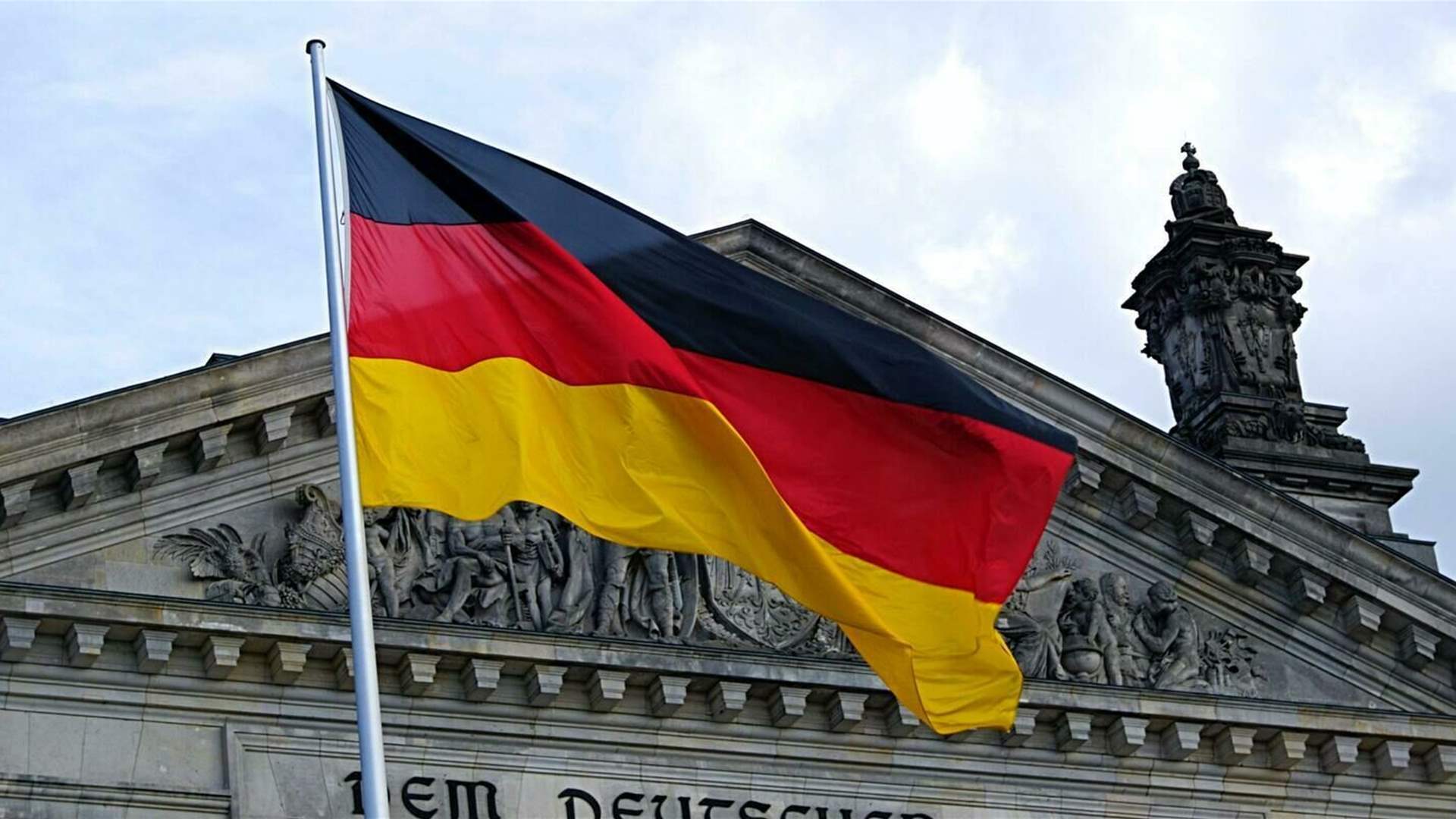 Berlin says evacuated 19 Germans plus relatives from Gaza