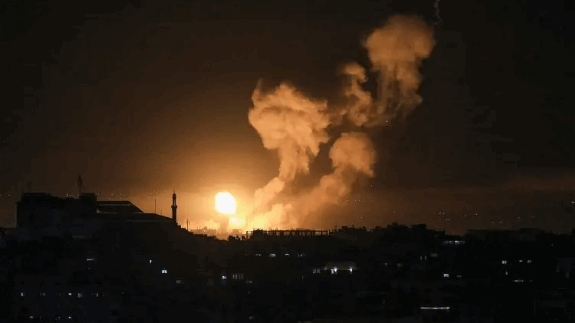 Israeli strikes target two military sites near Damascus: Monitor