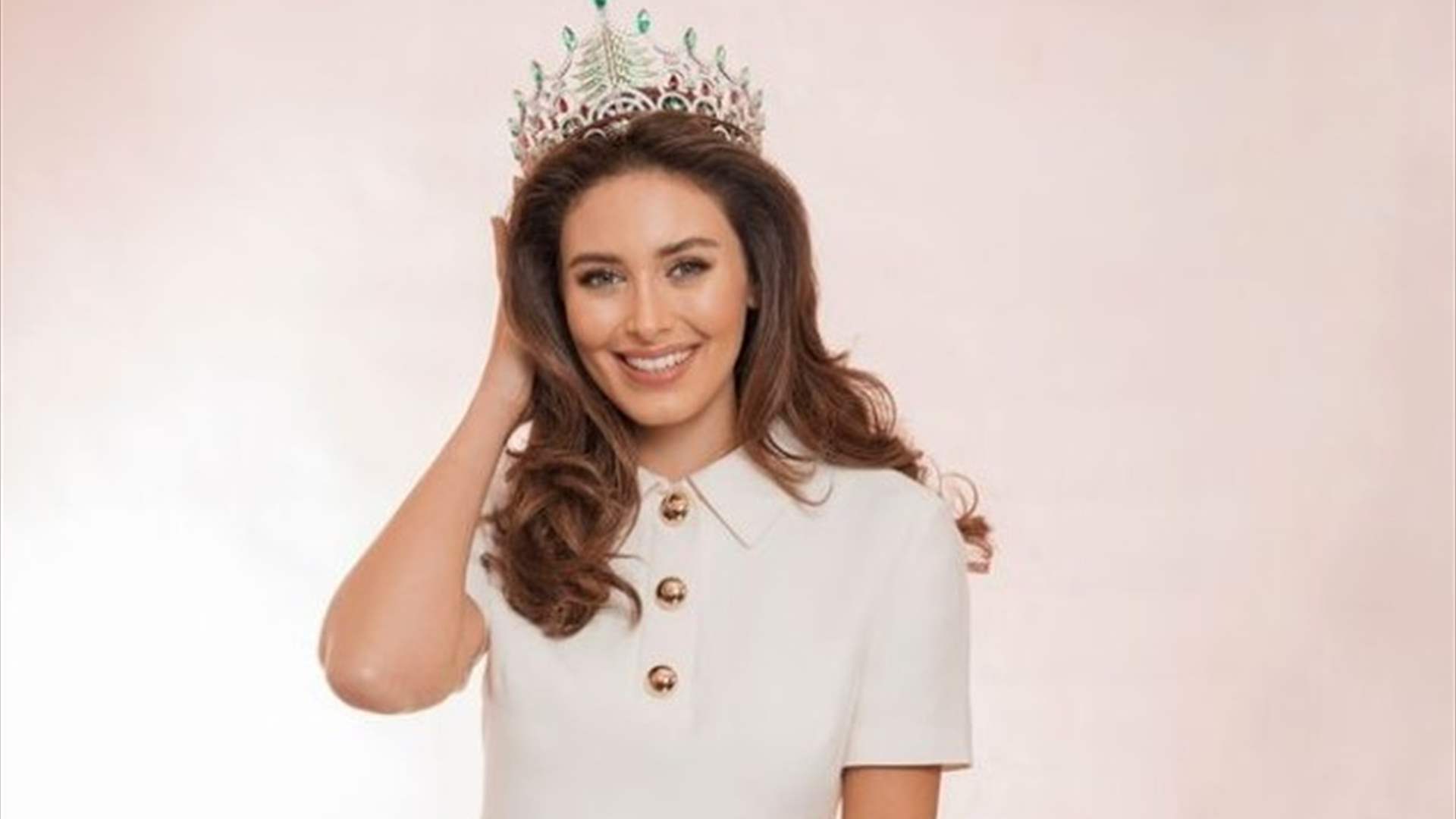 إلى جانب روجيه فغالي... ندى كوسا توثق تجربتها المميزة في رالي الربيع (فيديو)