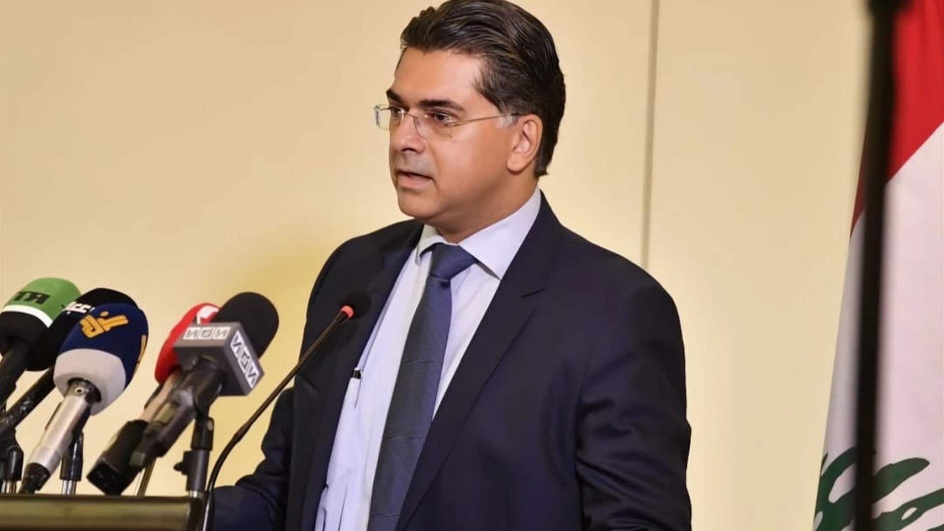 Information Minister: Cabinet approves first step toward financial reform with banking secrecy law amendments