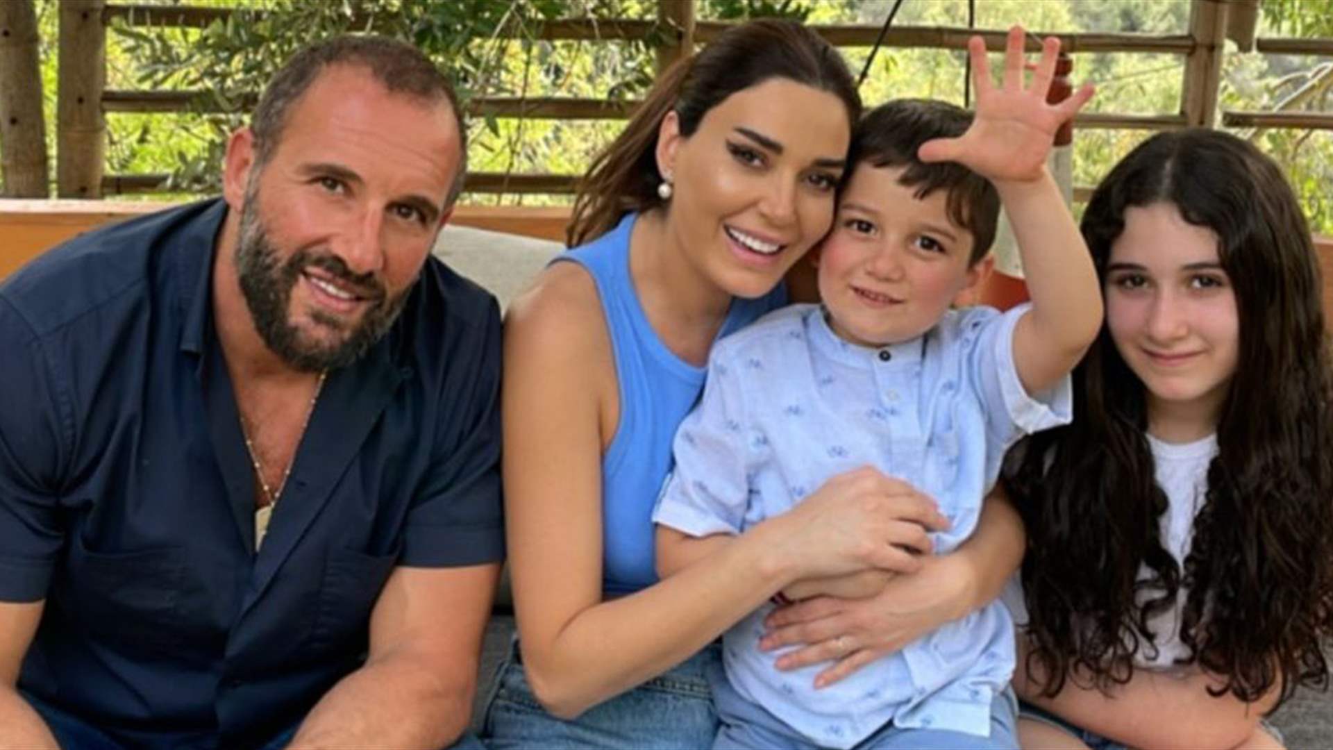 سيرين عبد النور تحتفل بأحد الشعانين مع عائلتها (فيديو)