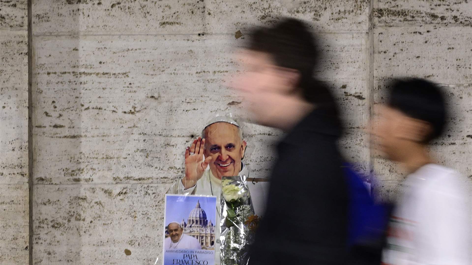 Over 128,000 people have viewed Pope Francis&#39; body: Vatican
