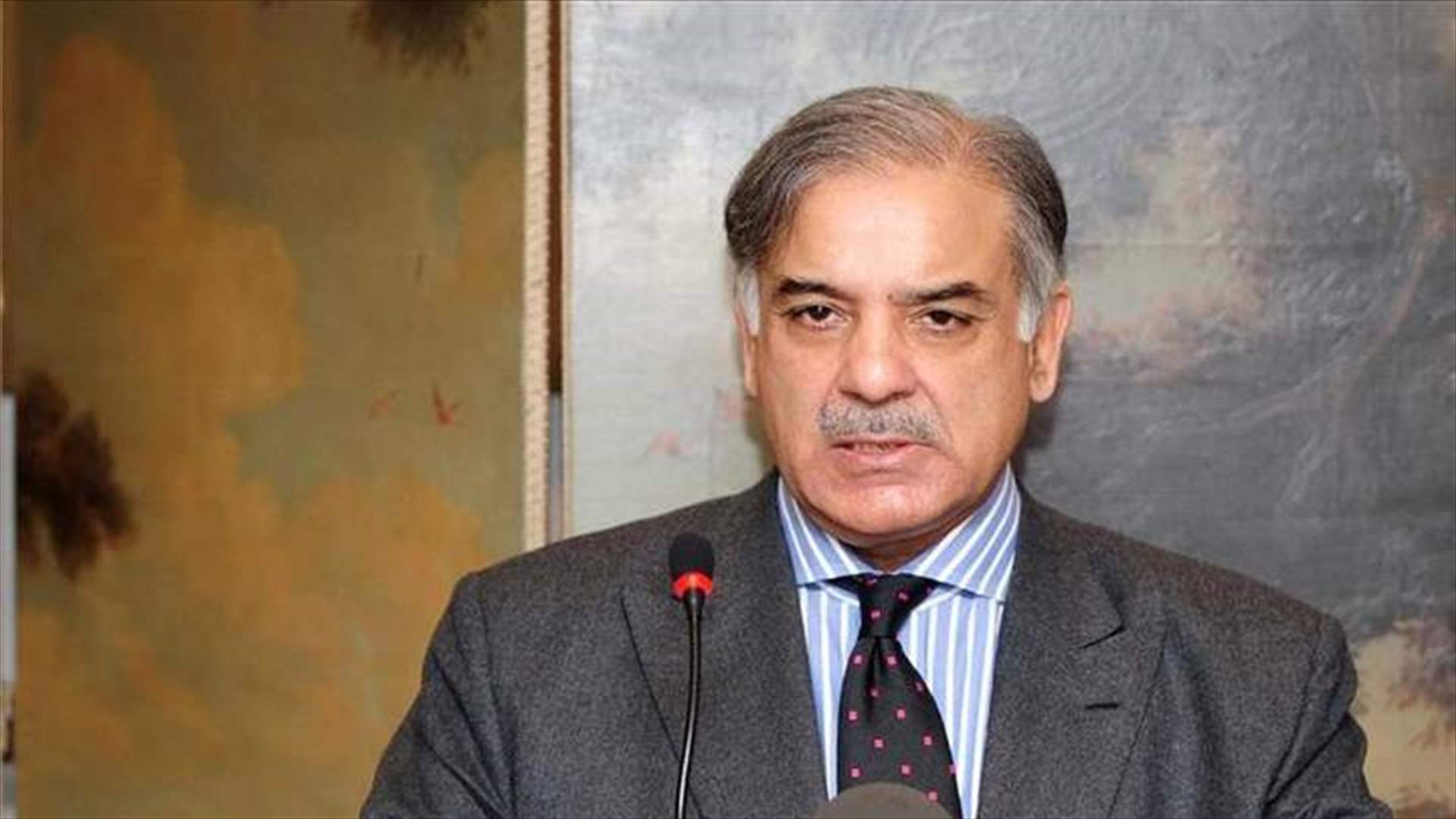 رئيس وزراء باكستان: بلادنا مستعدة &quot;للدفاع عن سيادتها&quot;