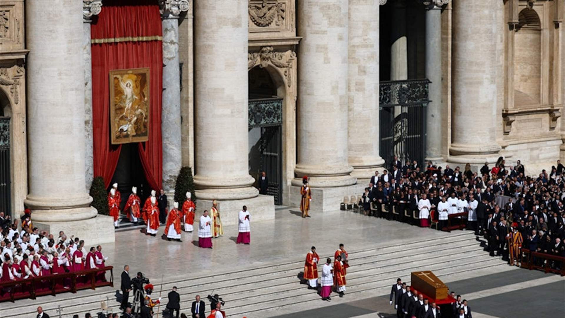 Vatican says 200,000 people at Pope Francis&#39; funeral