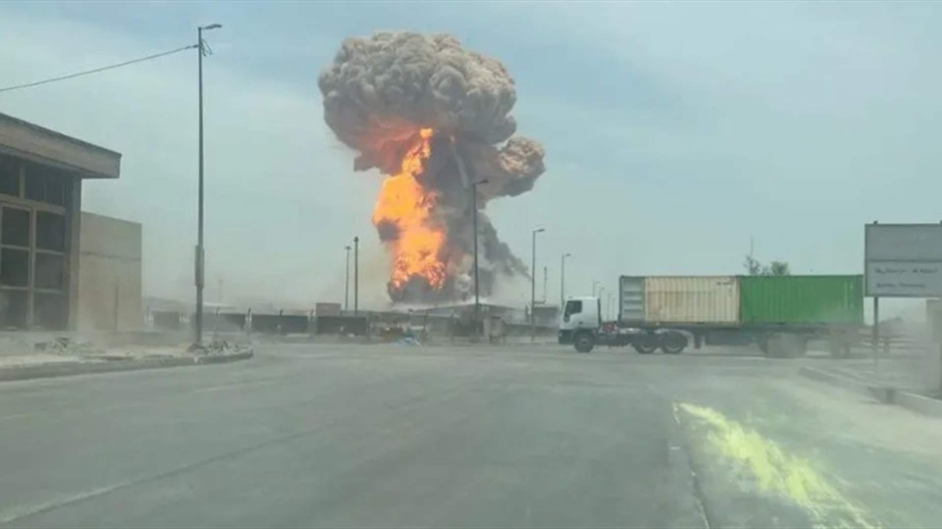 إصابة 516 إثر انفجار بميناء في بندر عباس في إيران