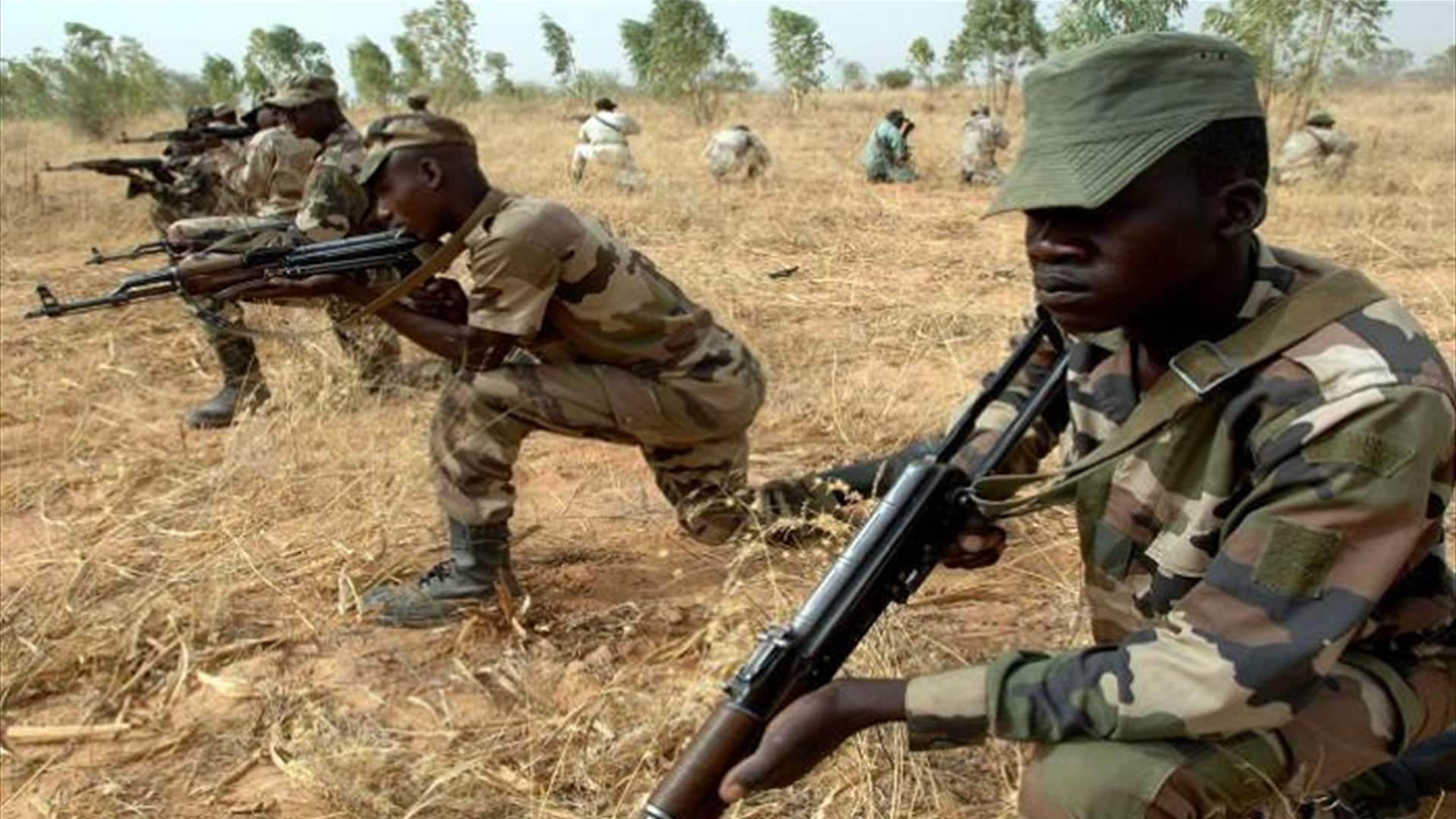 مقتل 12 جنديًا في النيجر في هجوم واعتقال شخصين