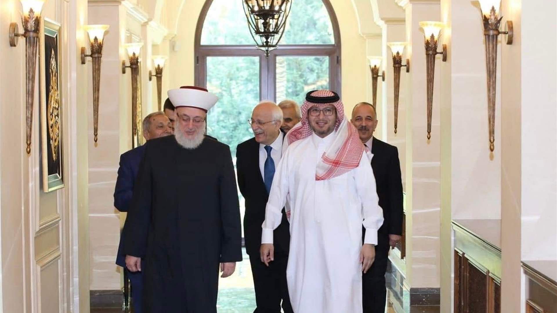سفير المملكة يستقبل رئيس جمعية المشاريع الخيرية الإسلامية