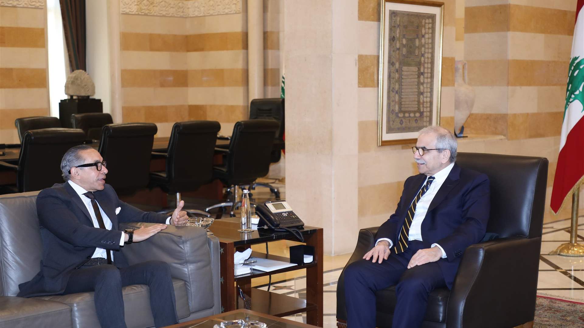 السفير المصري إلتقى نواف سلام: نحن في طور الإعداد لعقد اجتماع اللجنة العليا المشتركة بين البلدين