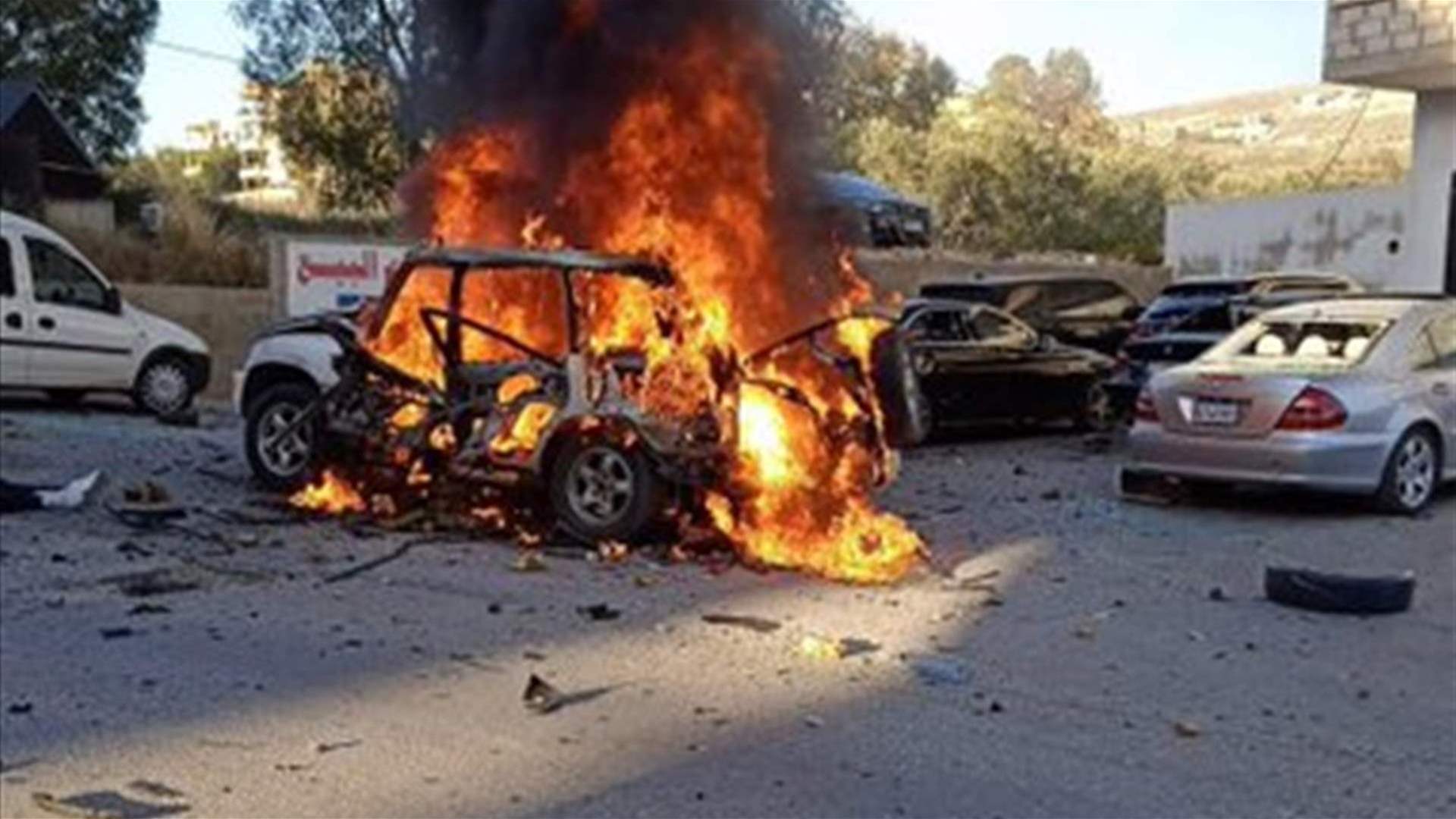 Israeli airstrike targets vehicle in South Lebanon&#39;s Kfar Roummane 