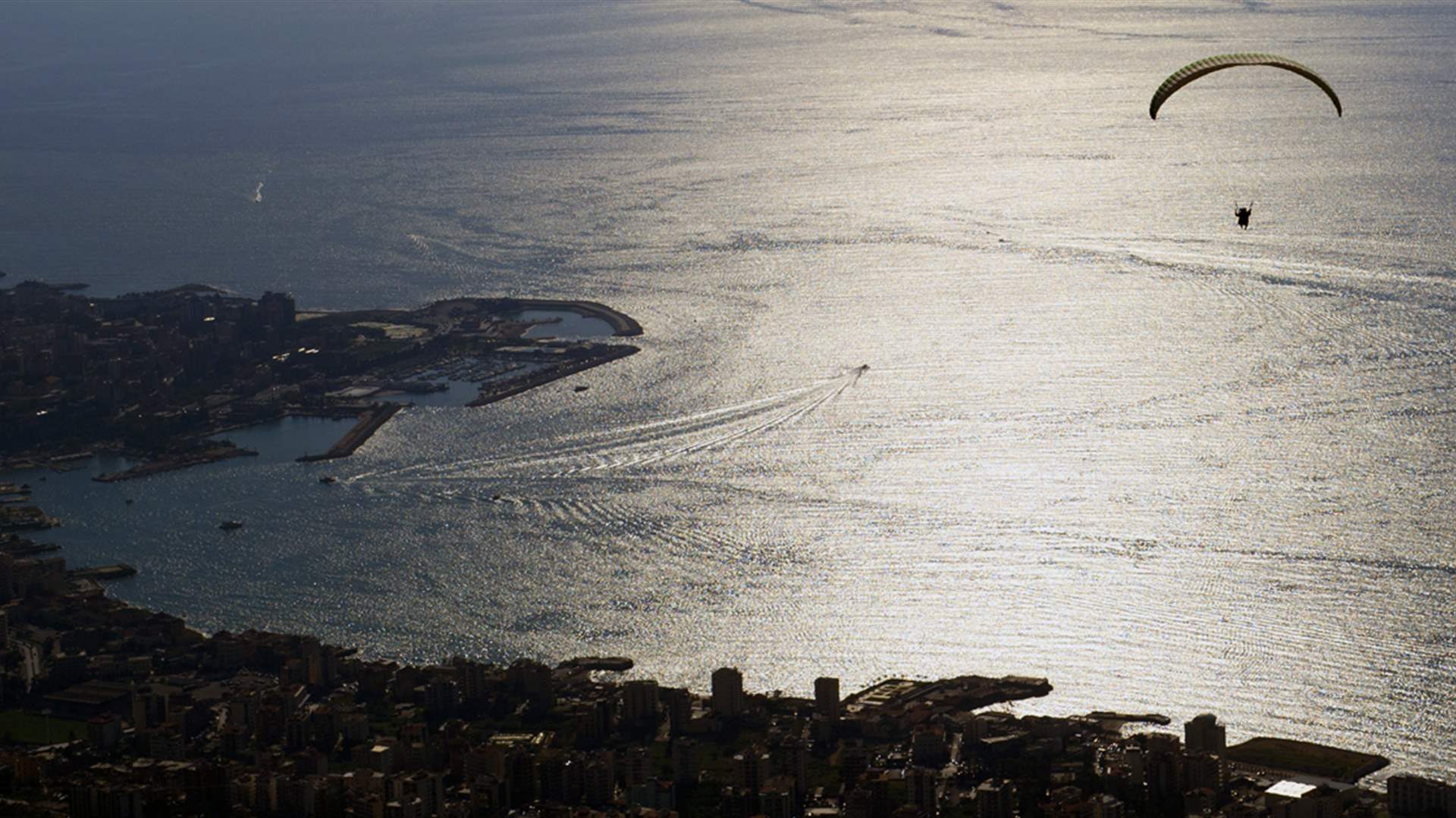Man in his thirties dies in paragliding accident over Jounieh
