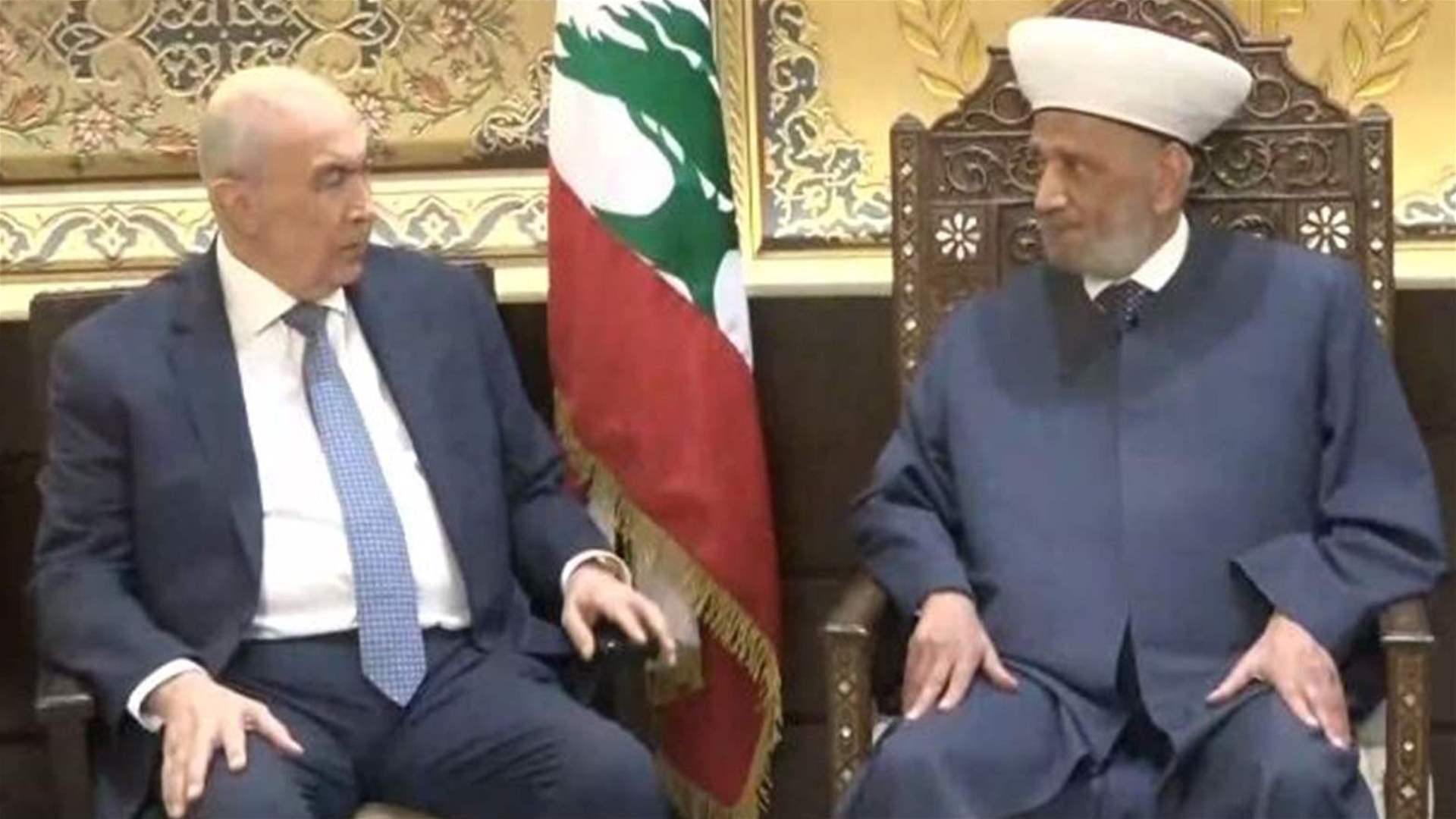 لقاء بين دريان ومخزومي... تأكيد على تعزيز الوحدة الوطنية للنهوض بالوطن نحو الأفضل