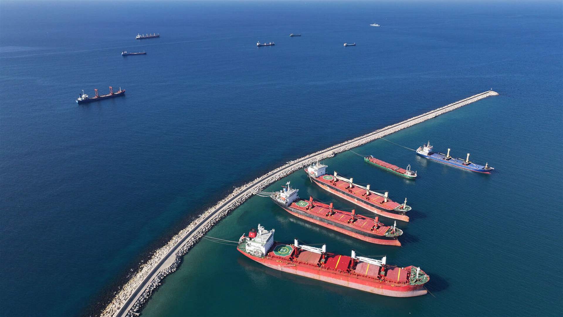 Syria and DP World ink $800 million deal for port development
