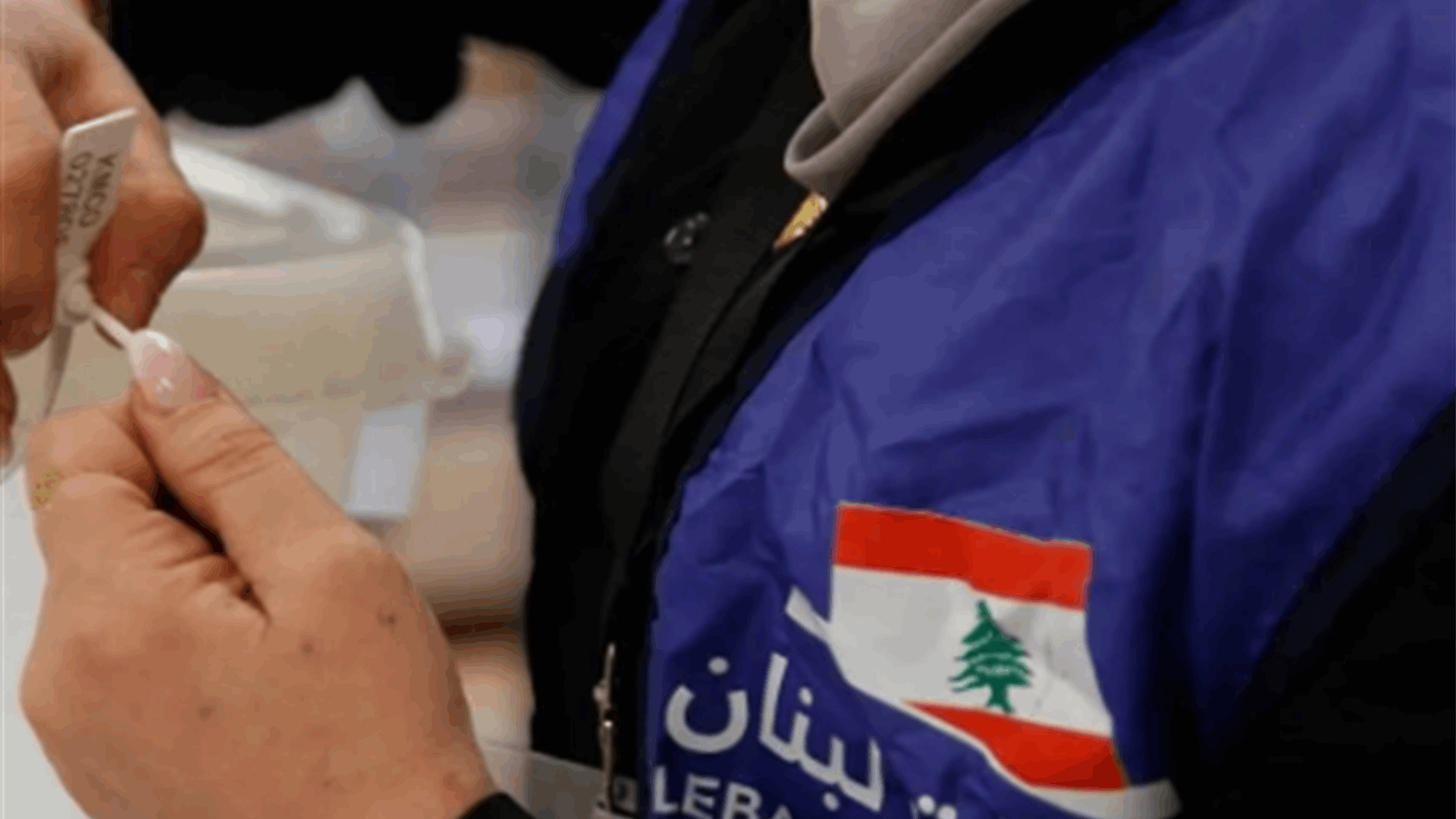 الاعتداء على مرشح في صور