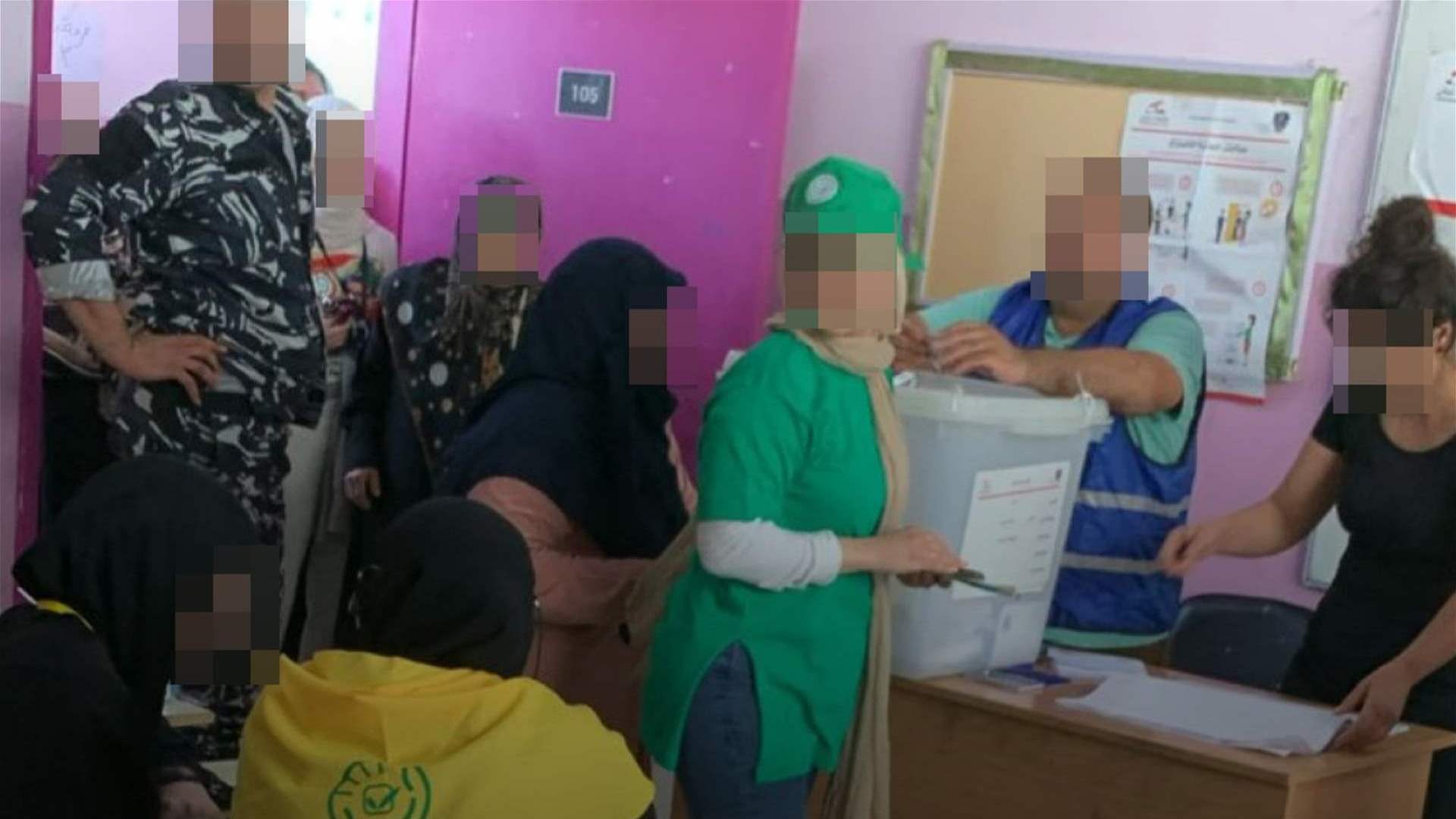 فوضى داخل مركز الاقتراع في كفرحتا 