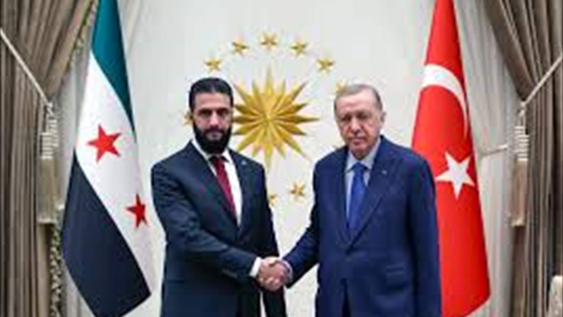أردوغان يجري محادثات مع الشرع في إسطنبول