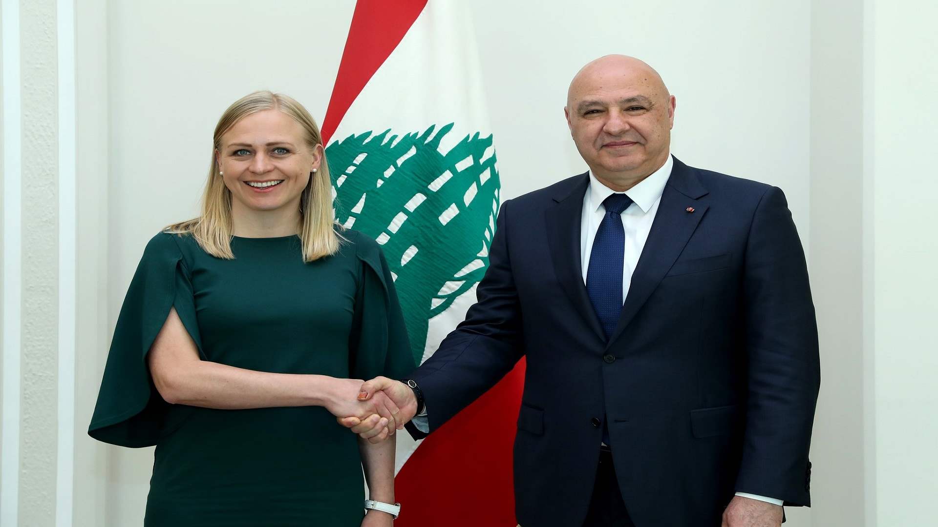 الرئيس عون استقبل وزيرة خارجية فنلندا: لبنان متمسك ببقاء قوة &quot;اليونيفيل&quot; في الجنوب