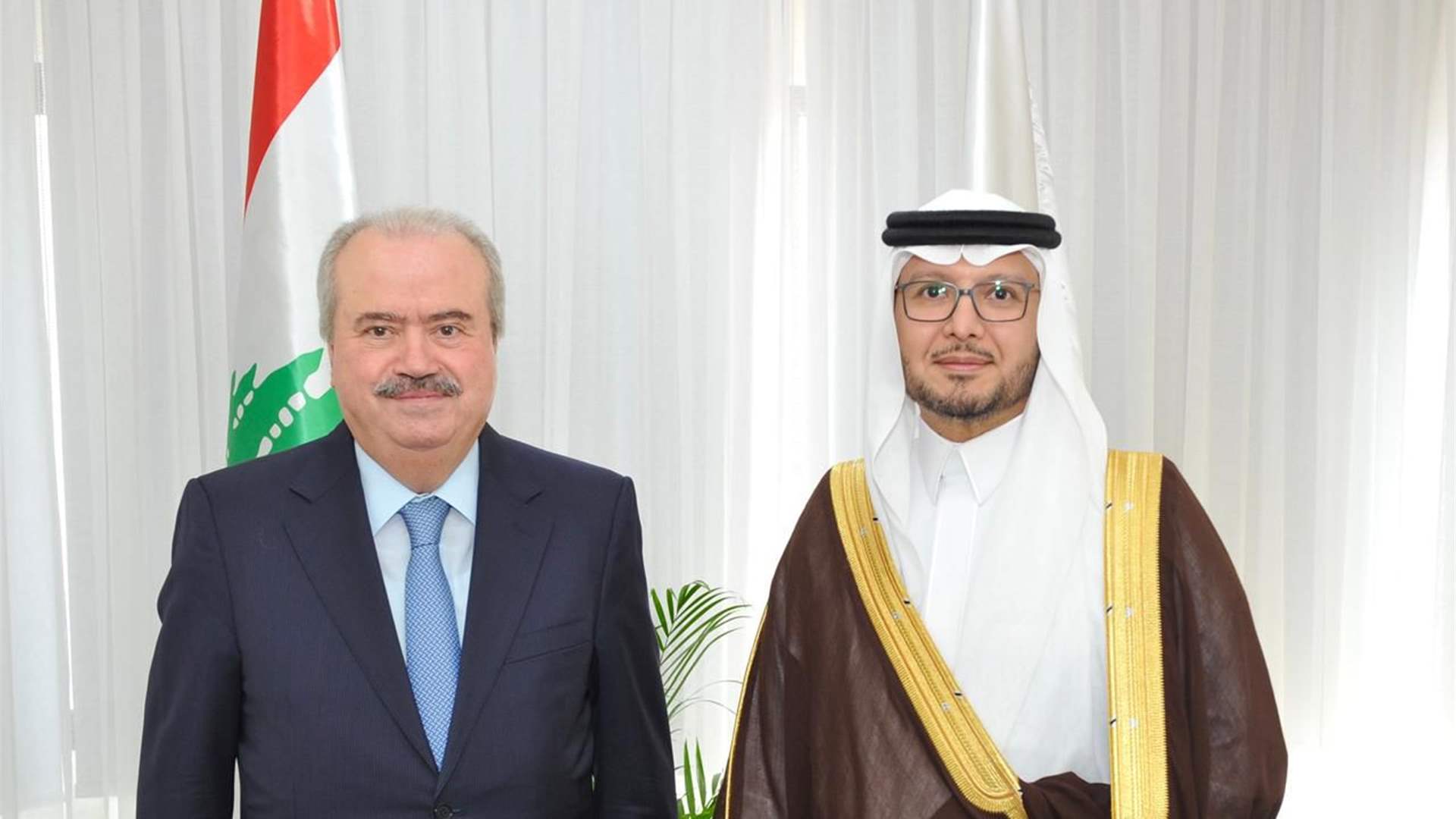 Saudi Ambassador meets Lebanese Finance Minister to discuss economic reforms and investment ties 