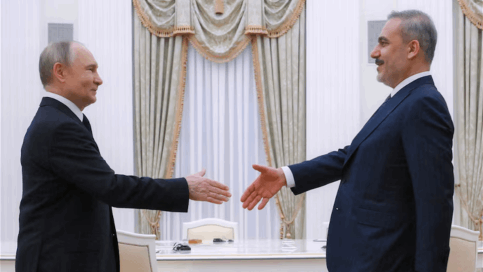 Putin and Turkish foreign minister discuss Ukraine peace efforts