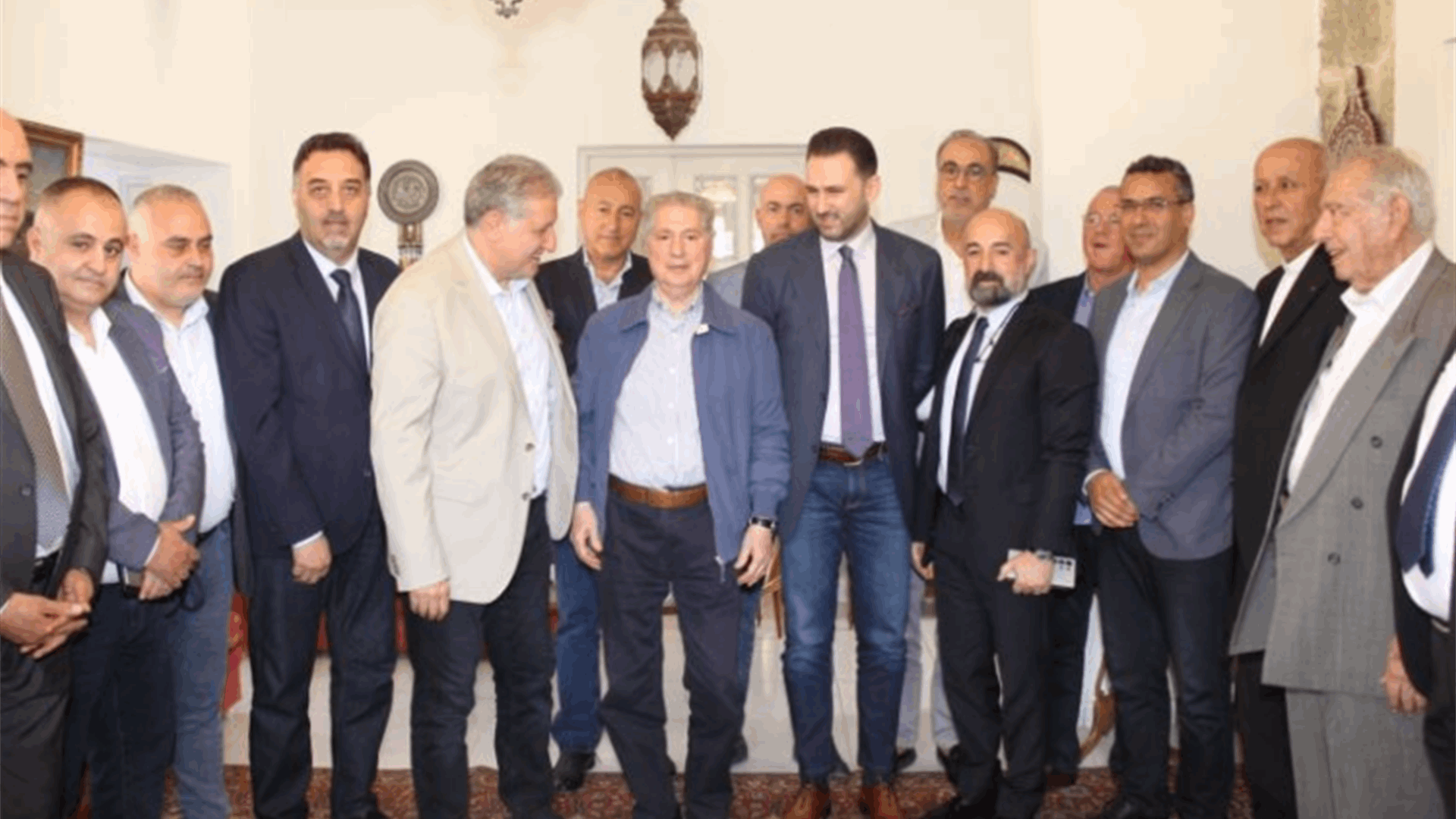 الجميل زار الباروك وتفقد محمية أرز الشوف
