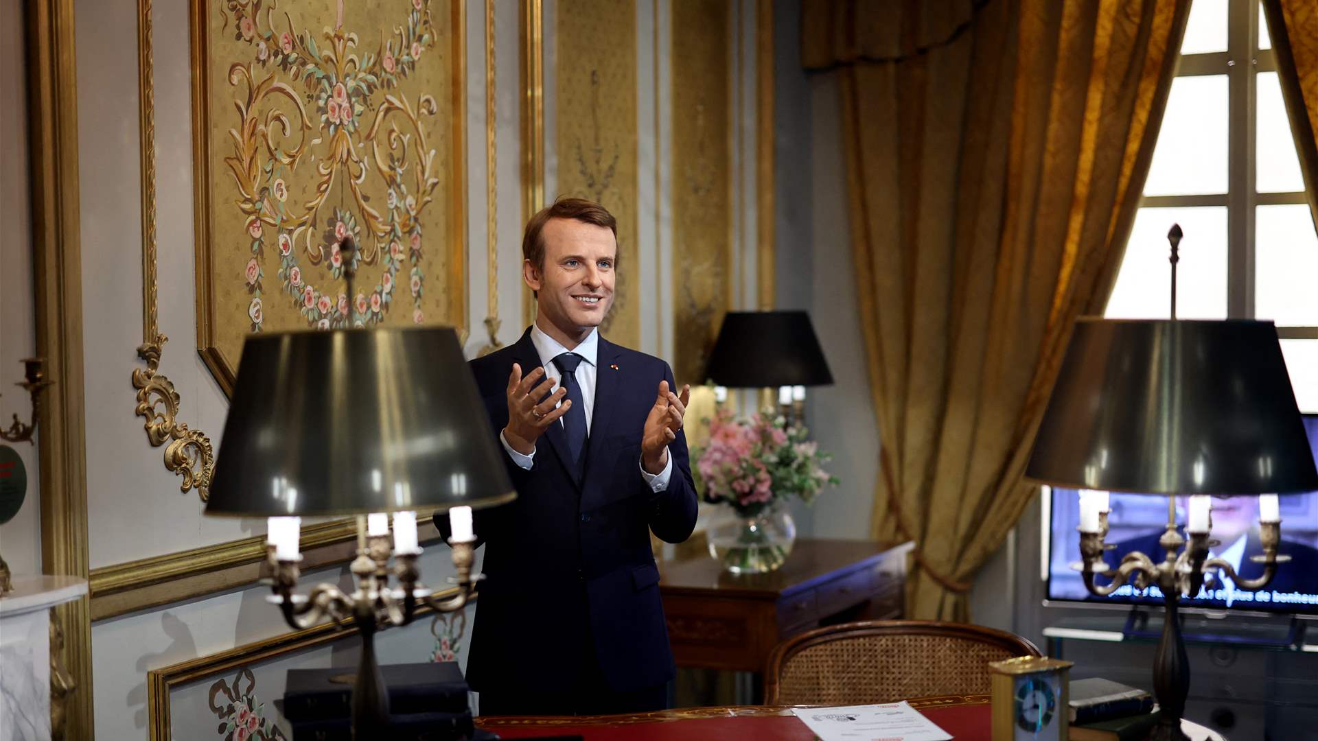 Macron&#39;s figure stolen from Paris waxwork museum: Police