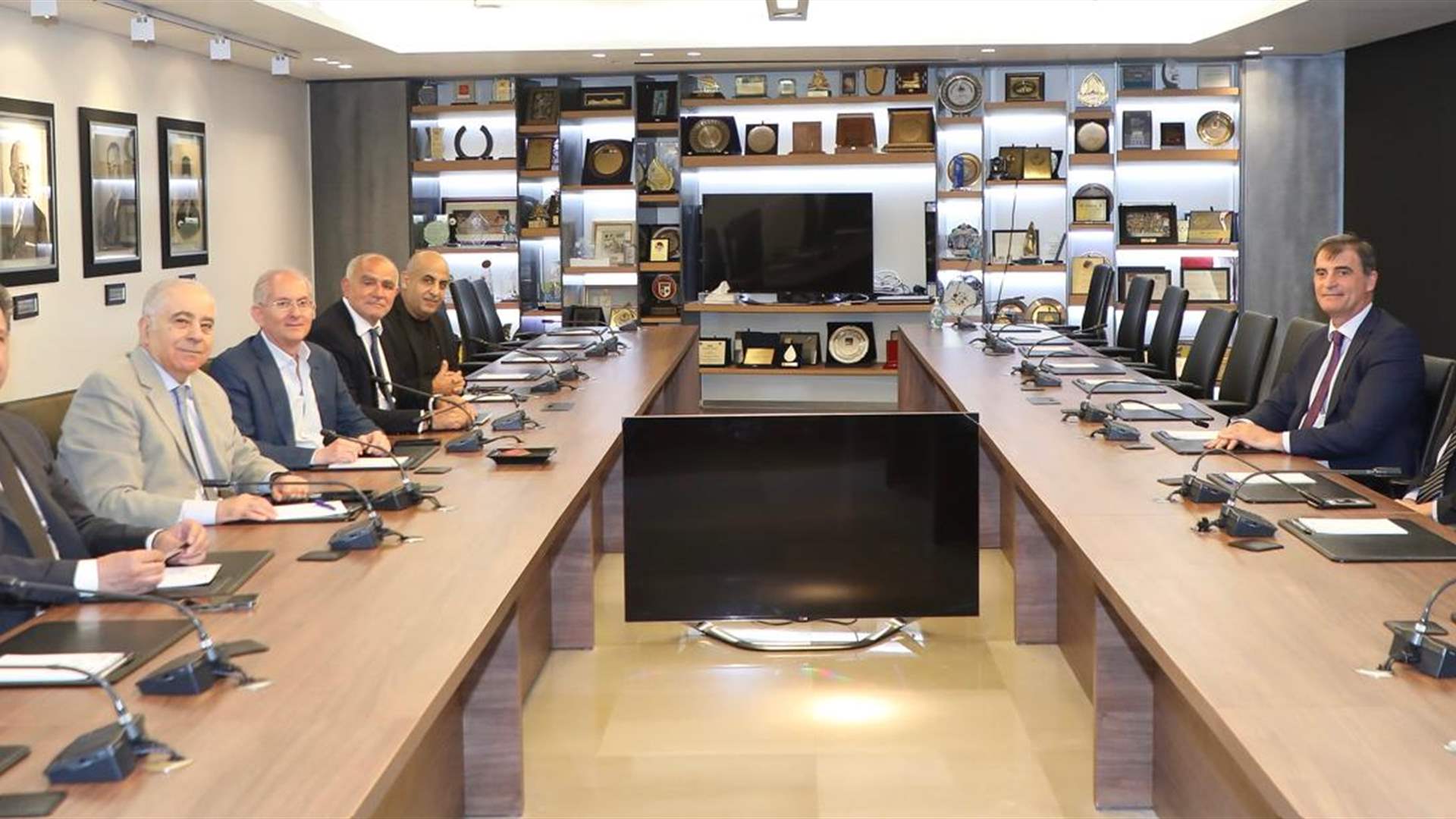 وفد صندوق النقد يزور الهيئات الإقتصادية: المتطلبات الإصلاحية وخطة التعافي