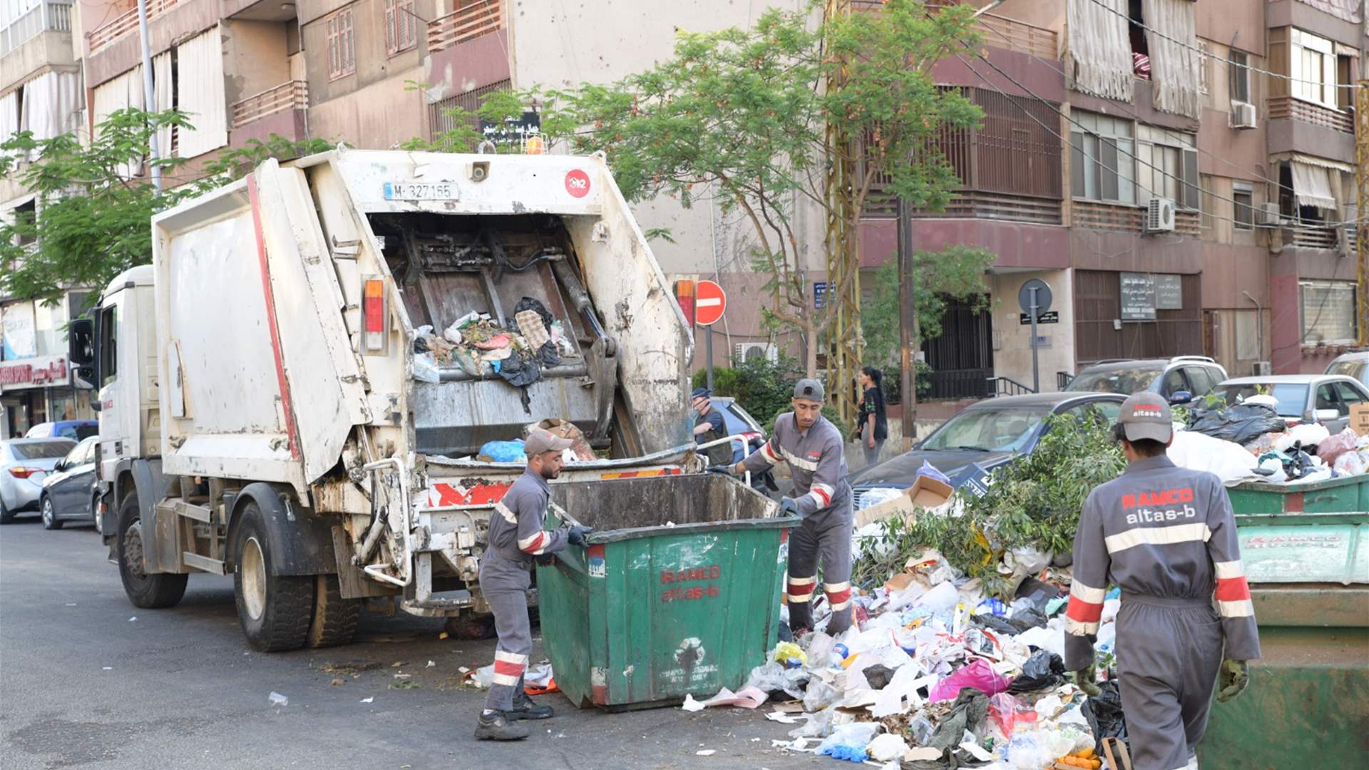 رئيس بلدية بيروت: باشَرَت شركة رامكو بجمع النفايات وإزالتها بعد أزمة التكدّس