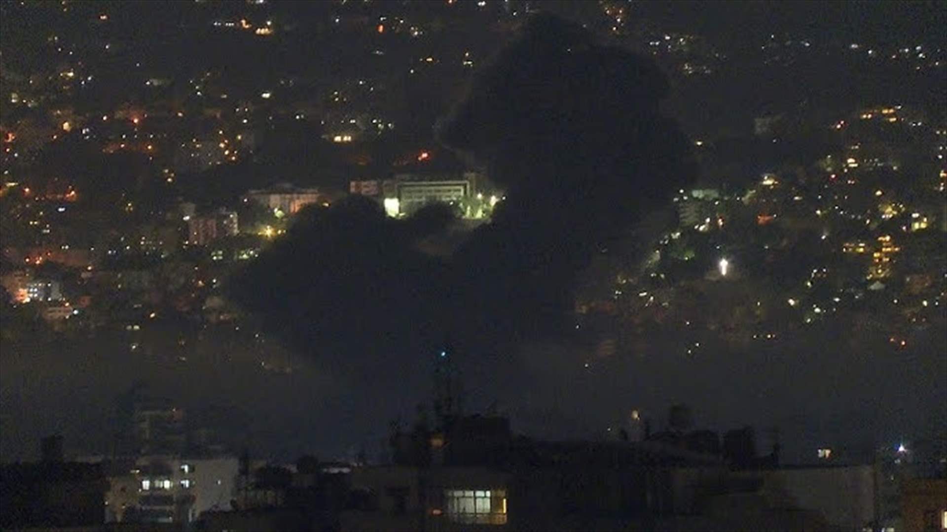 Israel strikes Beirut&#39;s southern suburbs