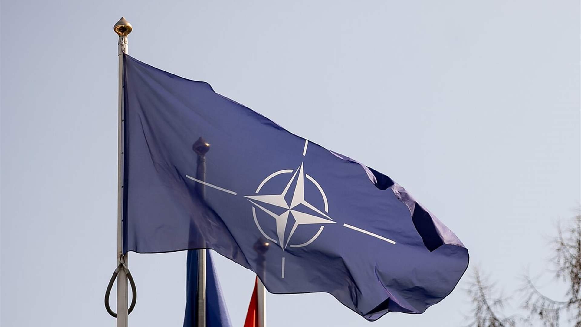 NATO chief urges 400% increase in alliance&#39;s air defense