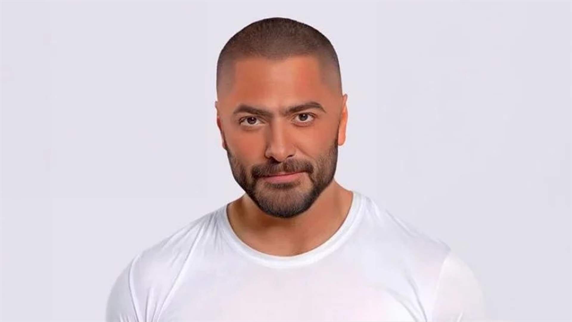 بعد تعرضه لأزمة صحية مفاجئة... تامر حسني يكشف آخر تطورات وضع ابنه الصحي