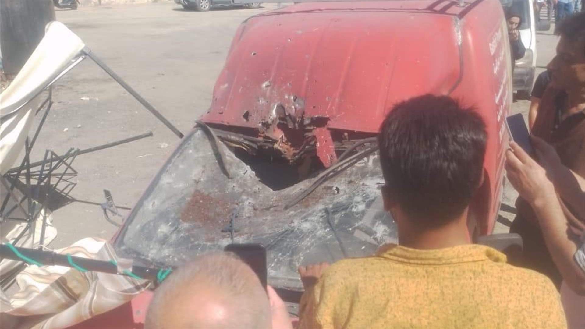إصابة شخصين بجروح في غارة إسرائيلية استهدفت سيارة رابيد في ساحة بلدة بيت ليف