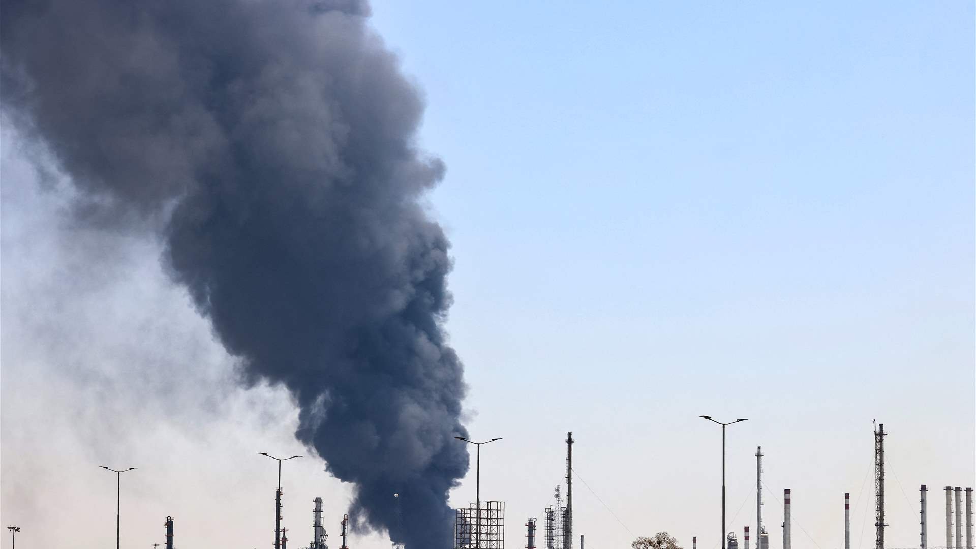 Fresh blasts heard in Iran&#39;s capital: AFP