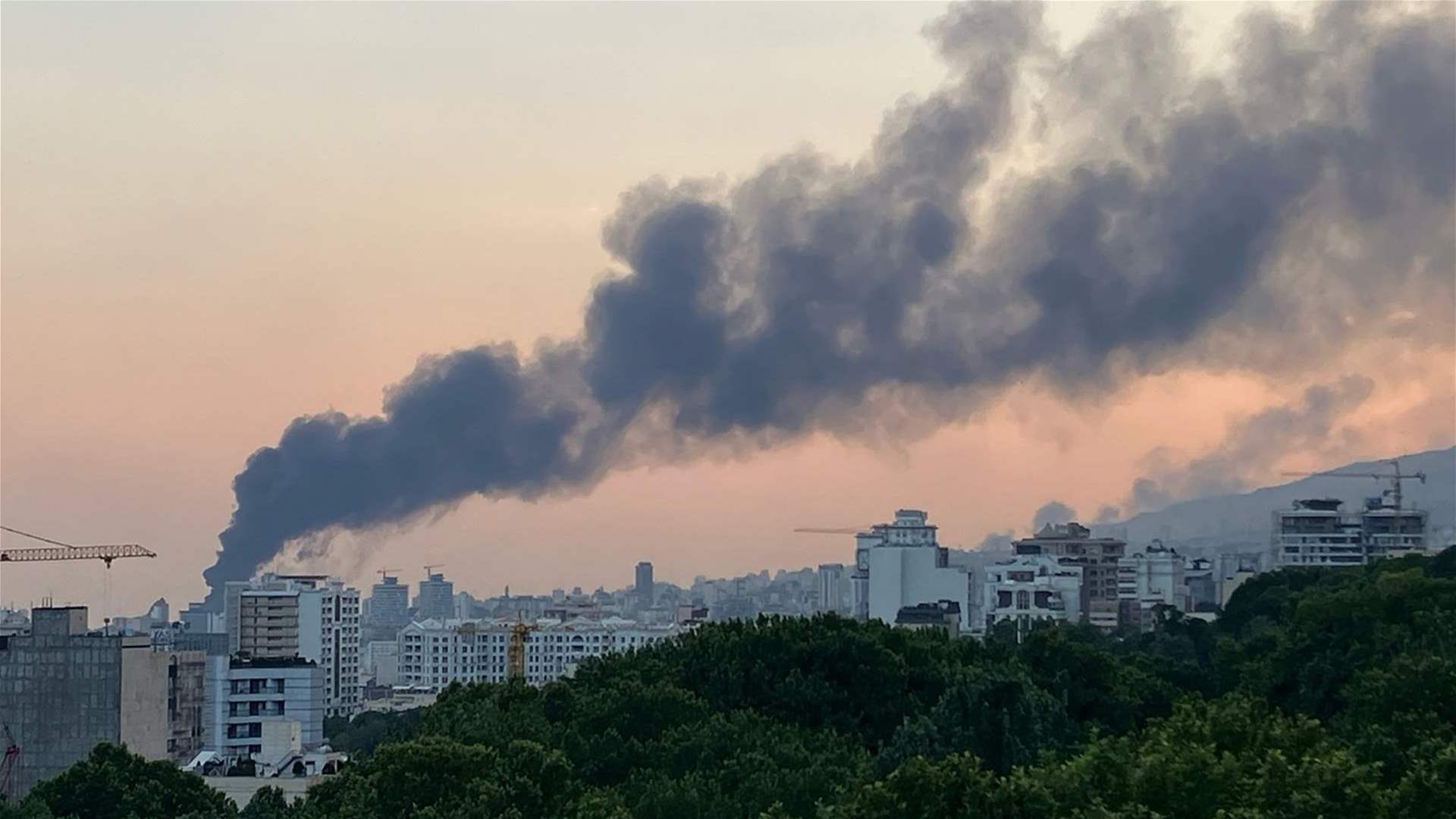 إيران تصدر إنذارا لإخلاء قناتين إسرائيليتين بعد استهداف تلفزيونها الرسمي 