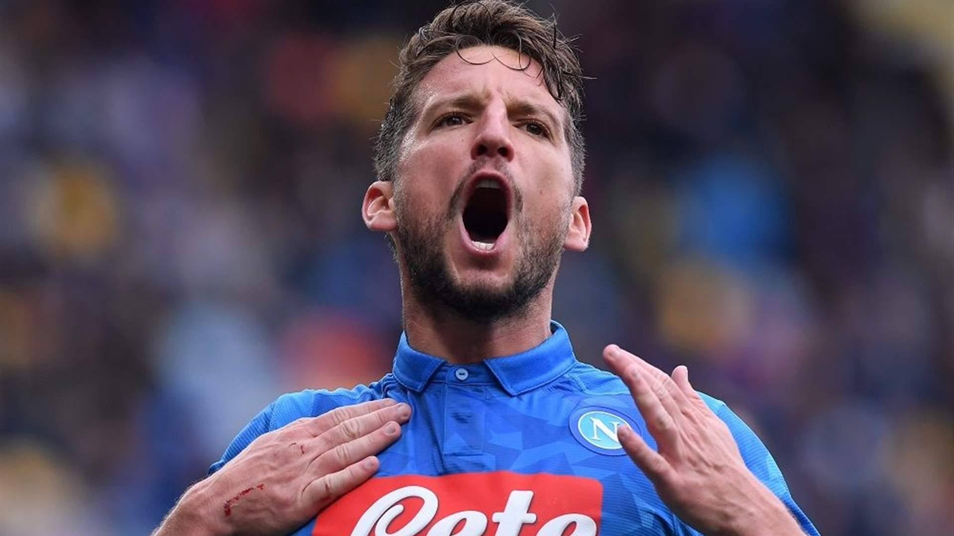 البلجيكي دريس مرتنز يعتزل كرة القدم