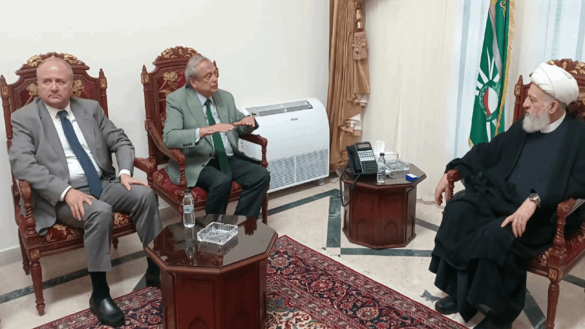 حبيب زار الشيخ علي الخطيب: قروض مصرف الإسكان تغطي كل الأراضي اللبنانية