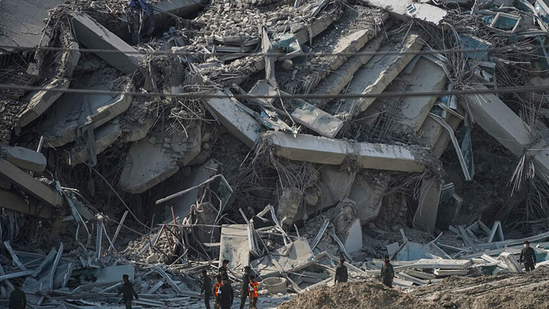 مقتل 20 مدنيا على الأقل في ضربة جوية على دير في بورما