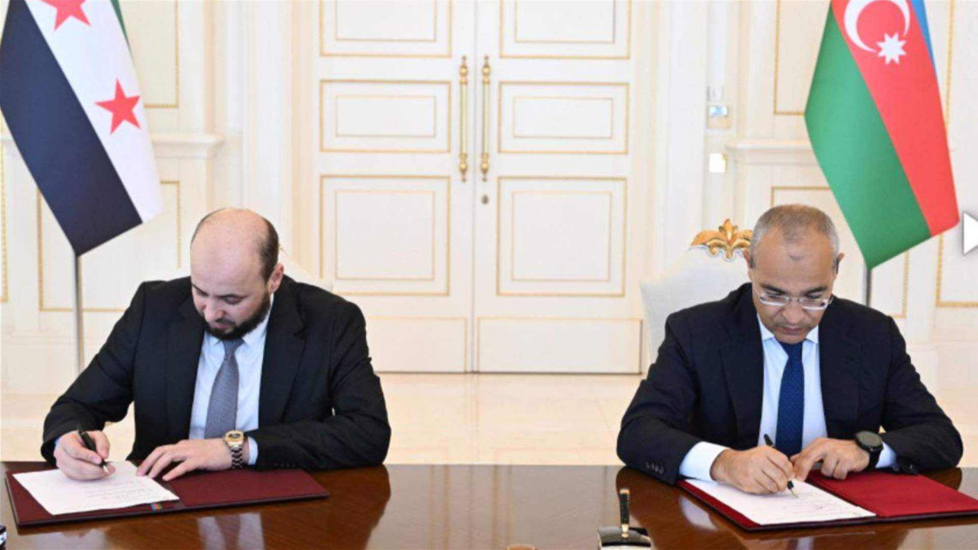توقيع مذكرة تفاهم بين شركة النفط الأذربيجانية «سوكار» ووزارة الطاقة السورية على هامش زيارة الشرع اذربيجان