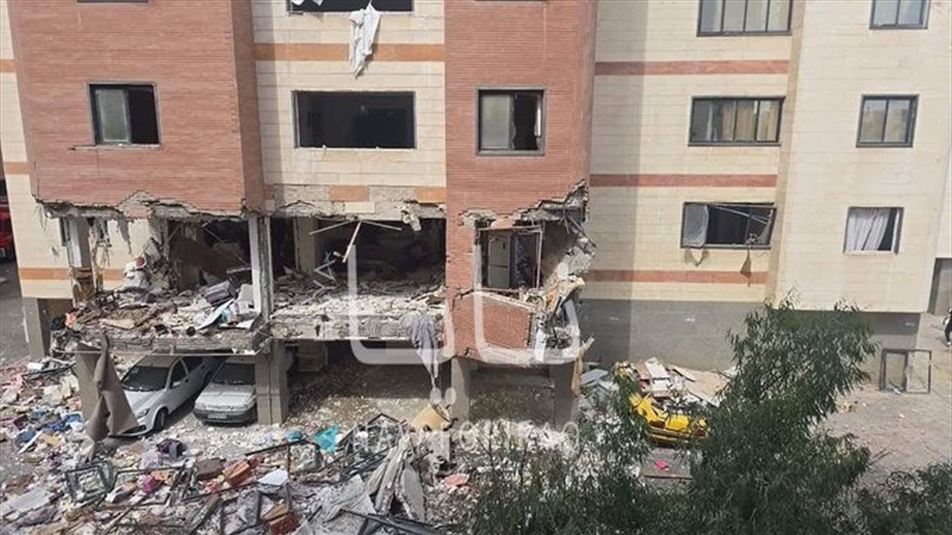 Blast in residential block near Iran&#39;s Qom