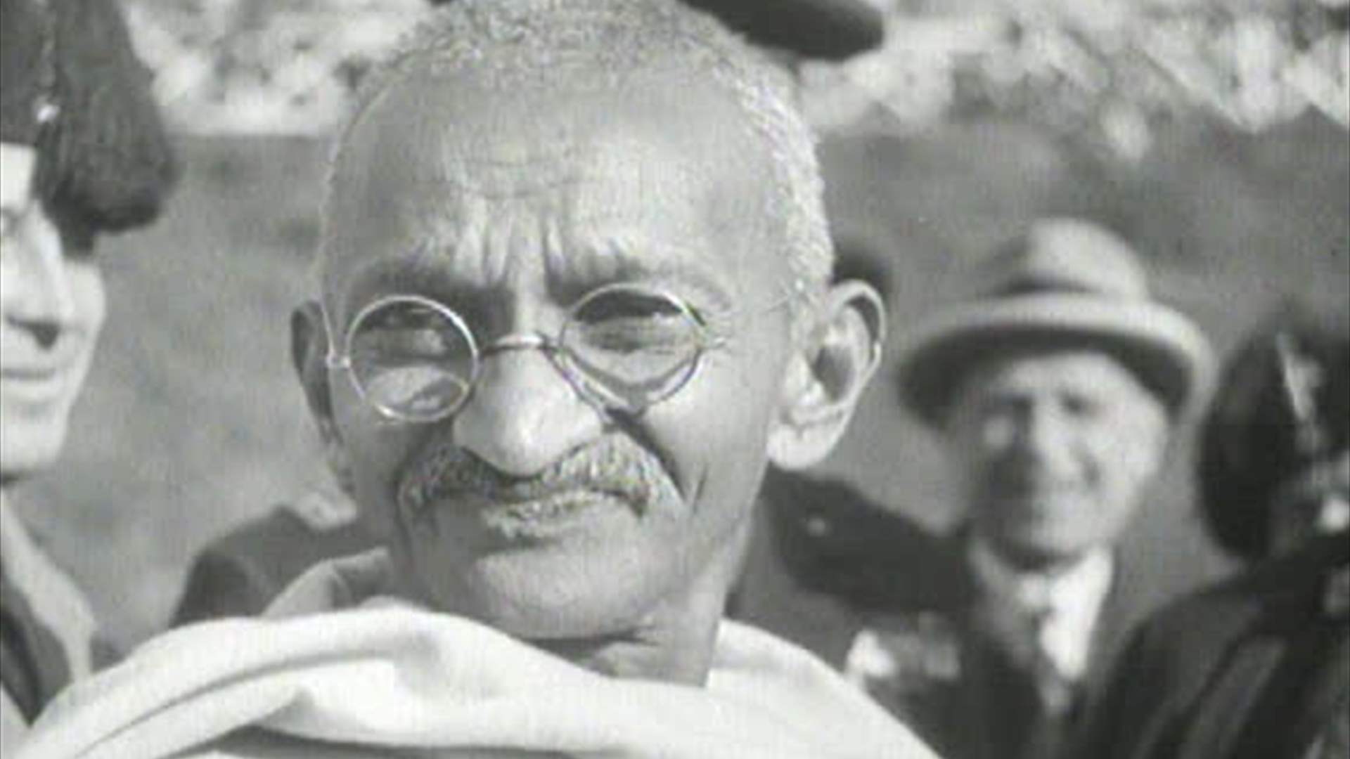 مقابل مبلغ خيالي... بيع لوحة نادرة لغاندي في مزاد (صور)