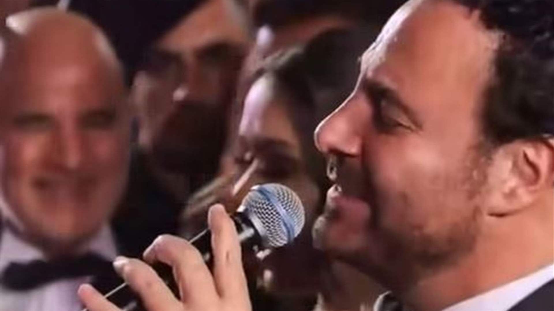 &quot;طلو علينا طلو&quot;... عاصي الحلاني يشارك متابعيه لحظة خاصة ومميزة من زفاف سيليو صعب وزين قطامي (فيديو)