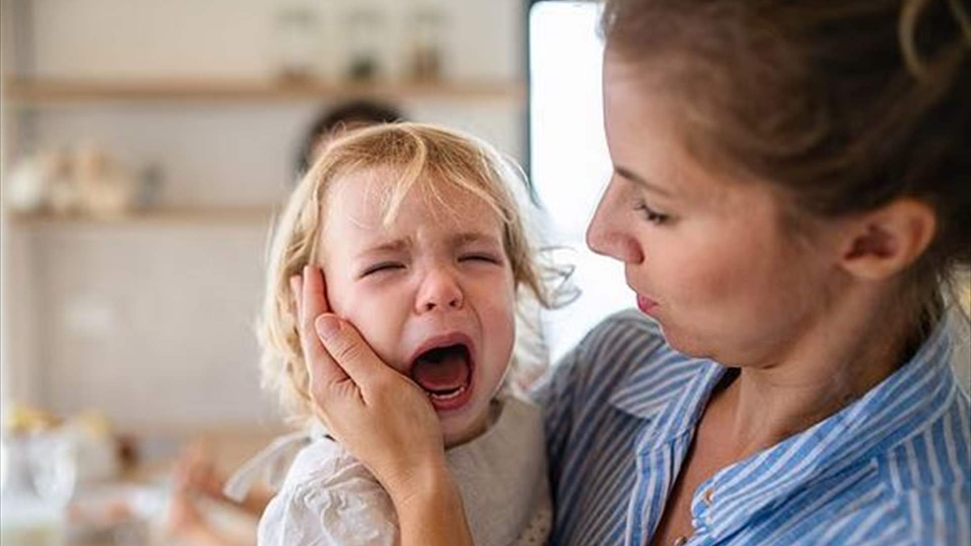 بين &quot;التربية اللطيفة&quot; والقساوة... هذا ما اختاره الخبراء لأداء أكاديمي أفضل لدى الأطفال!
