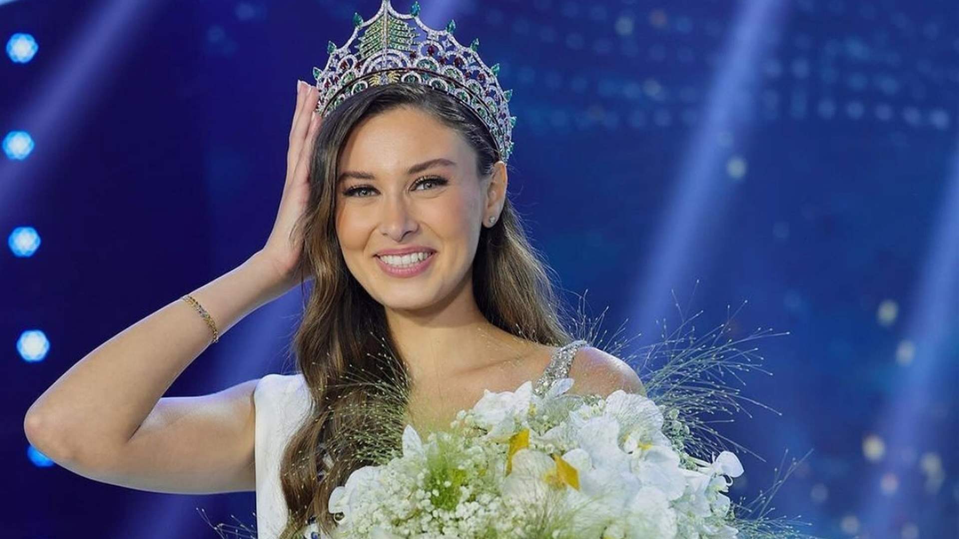 &quot;وهيك مرقت سنة&quot;... ندى كوسا تحتفل بمرور سنة على انتخابها ملكة جمال لبنان (صور)