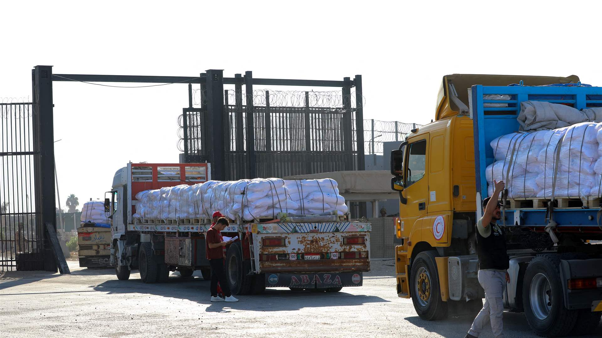 Israel says Gaza got 120 trucks of aid on day one of pause