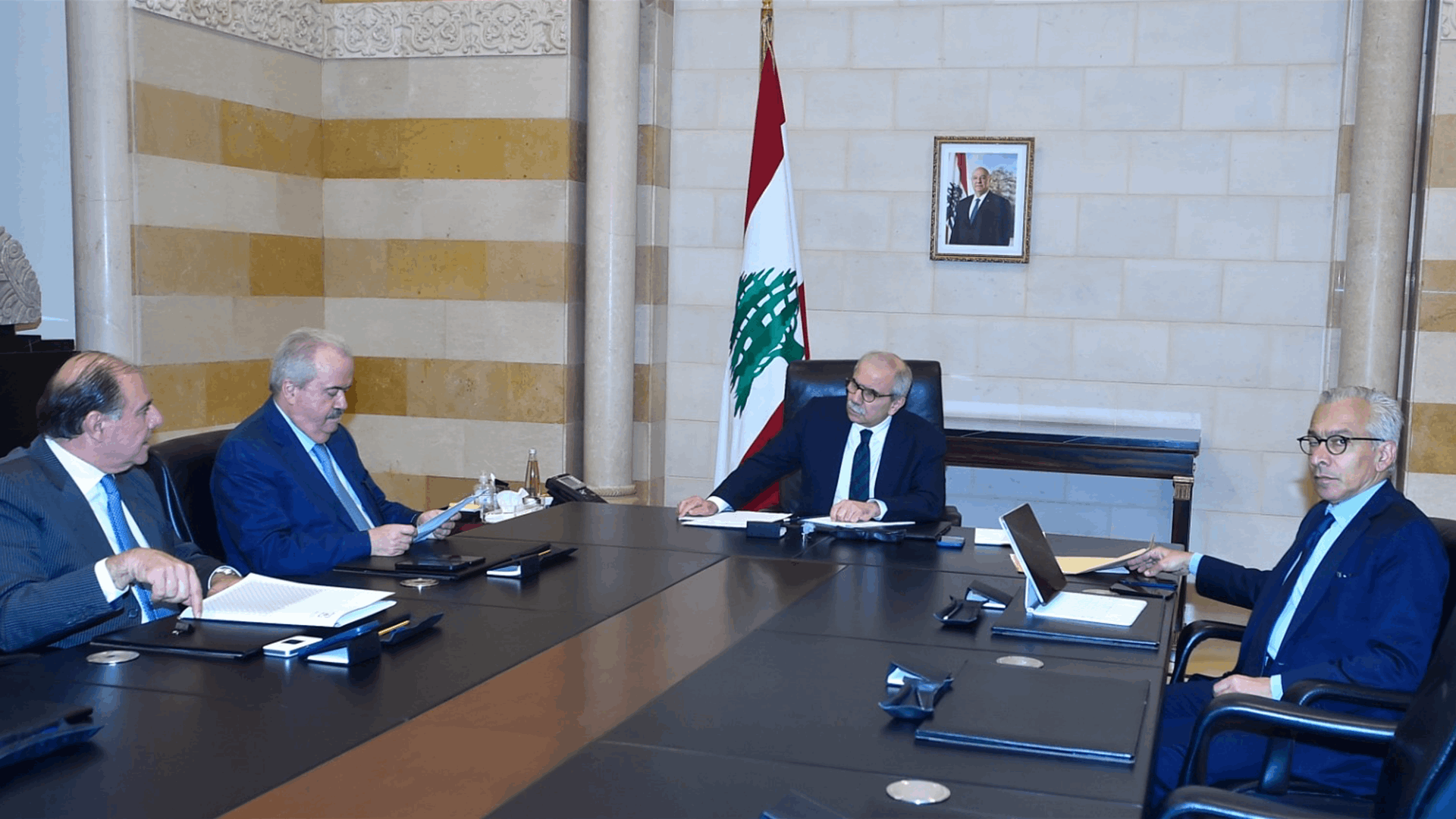  سلام بحث مع جابر والبساط وسعيد الاوضاع المالية واستقبل بلاسخارت وسفير تونس 