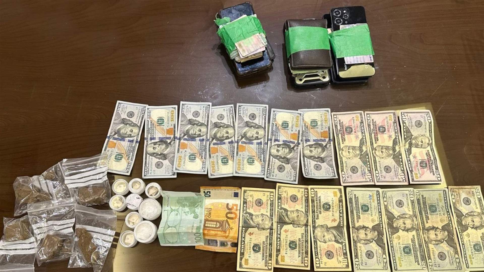 توقيف شبكة ترويج مخدّرات تنشط بين المعاملتين وجونية وطريق المطار