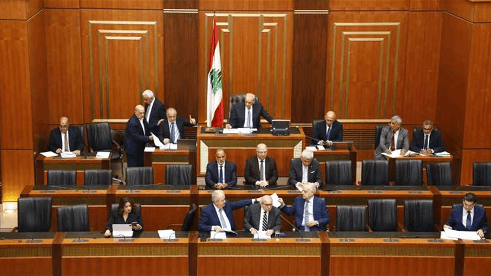 مجلس النواب أعاد إقتراح القانون المتعلق بمزاولة مهنة الصيدلة الى لجنة الصحة النيابية