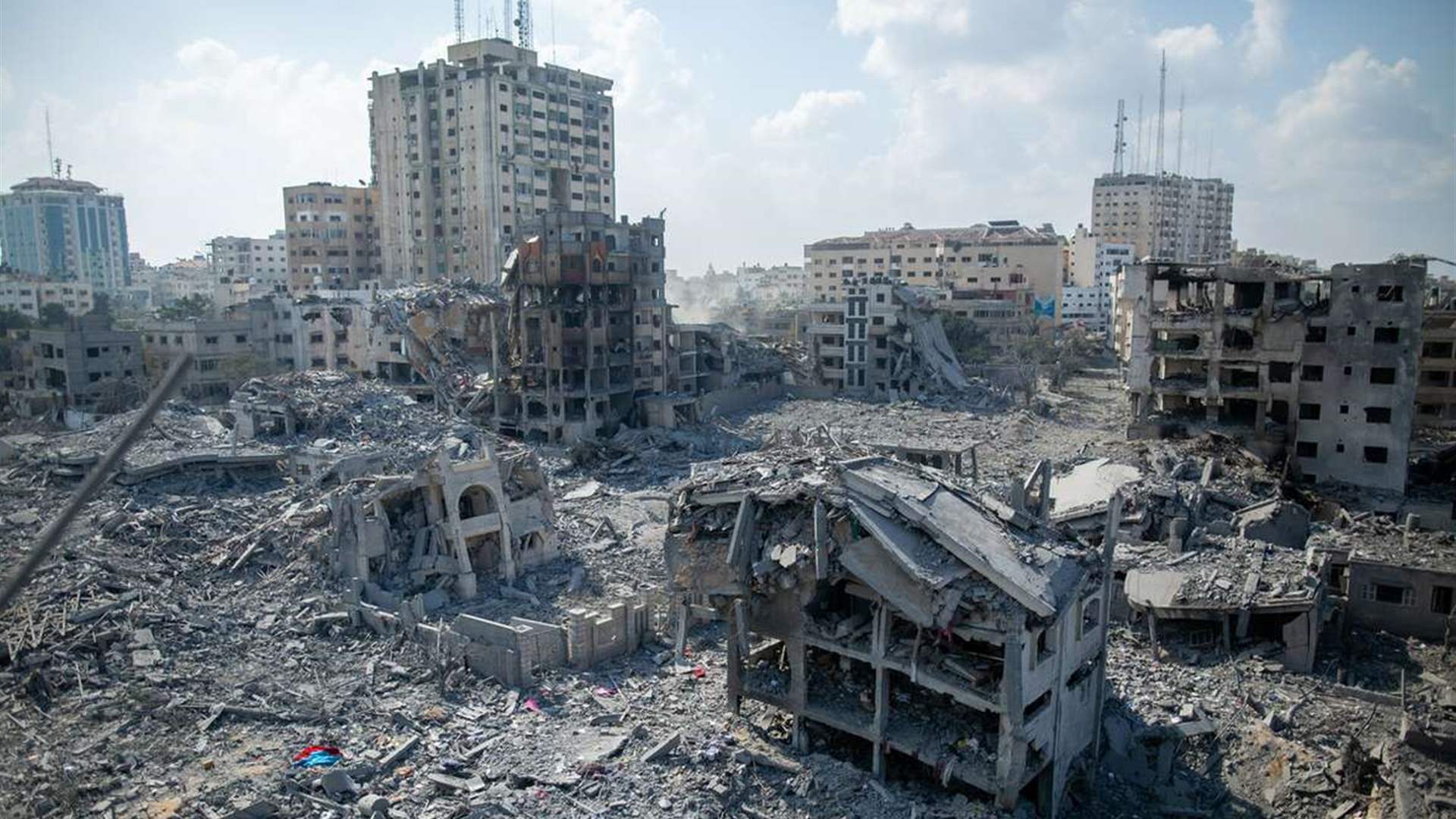 Hamas says Israeli takeover of Gaza City &#39;means sacrificing&#39; the hostages