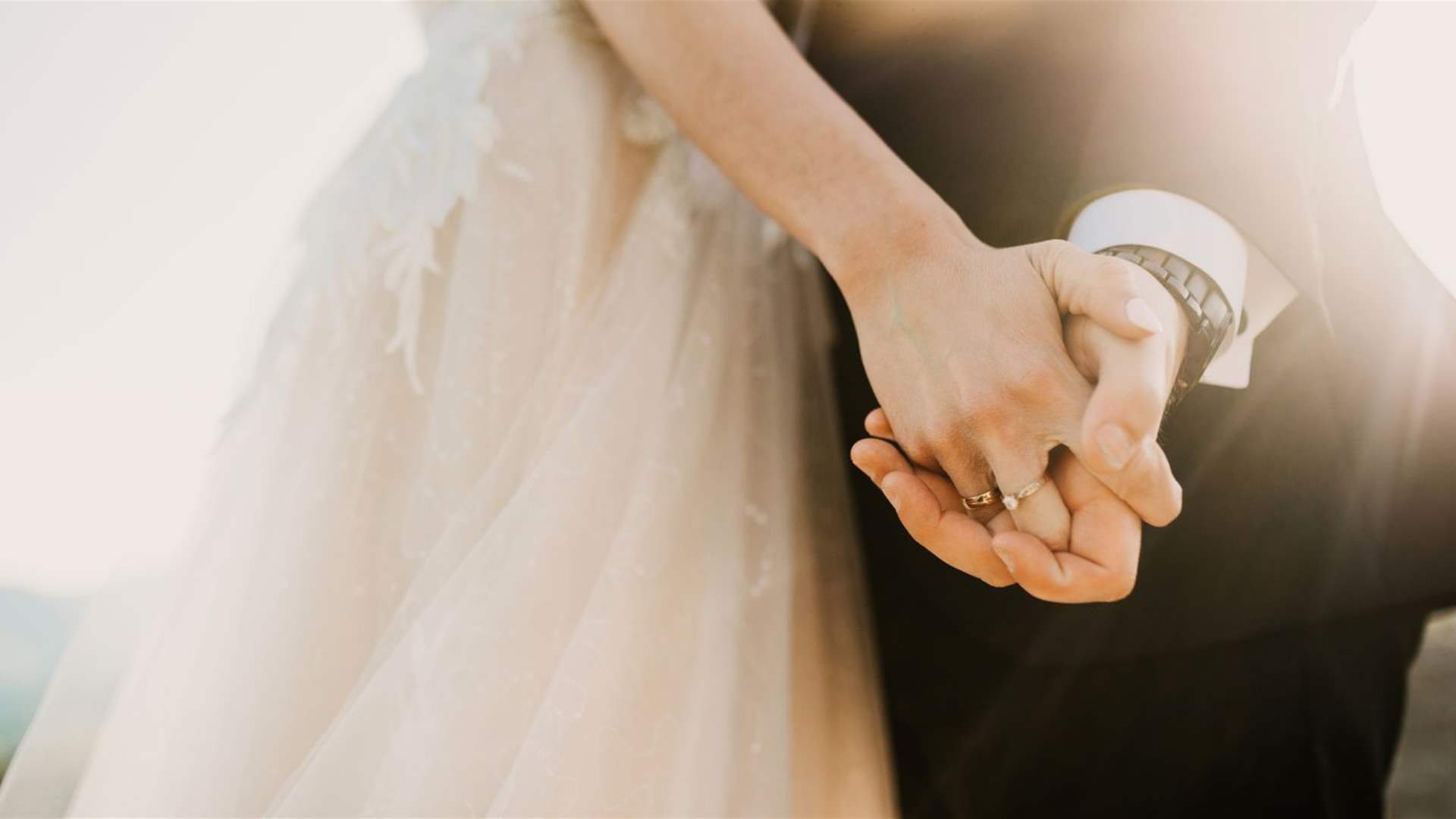 &quot;هي الأكثر تعاسة&quot;... هذا ما كشفته دراسة حول العلاقات الزوجية بعد المواعدة الافتراضية