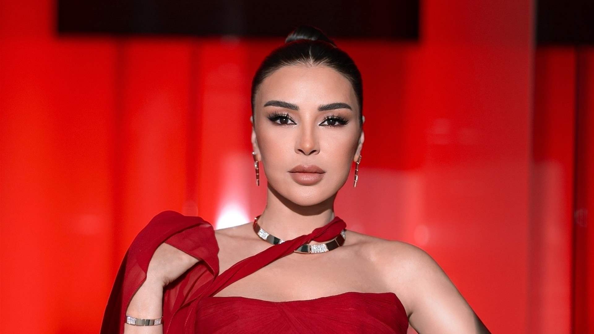 ماغي بو غصن تسحر المتابعين بإطلالة شبابية عصرية... هكذا بدت! (صور)