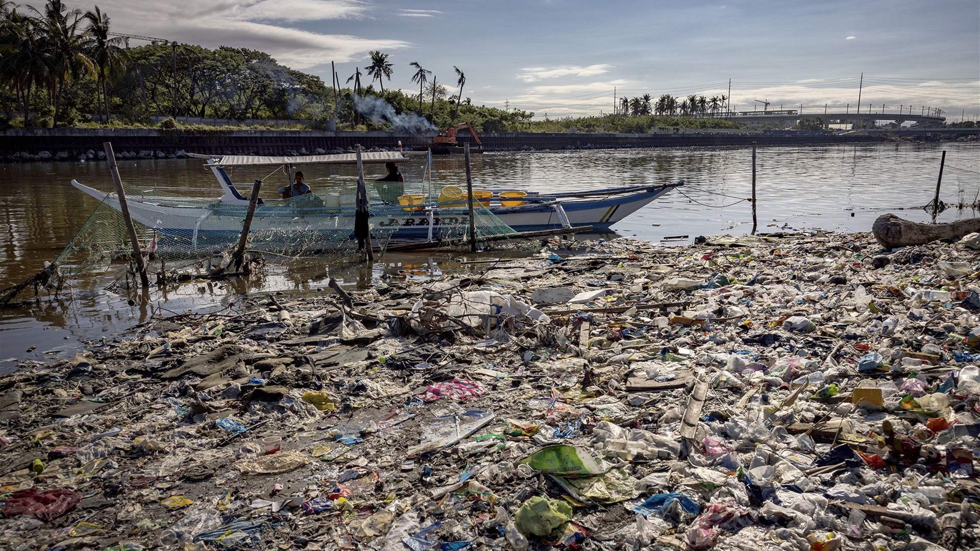 World plastic pollution treaty talks collapse with no deal